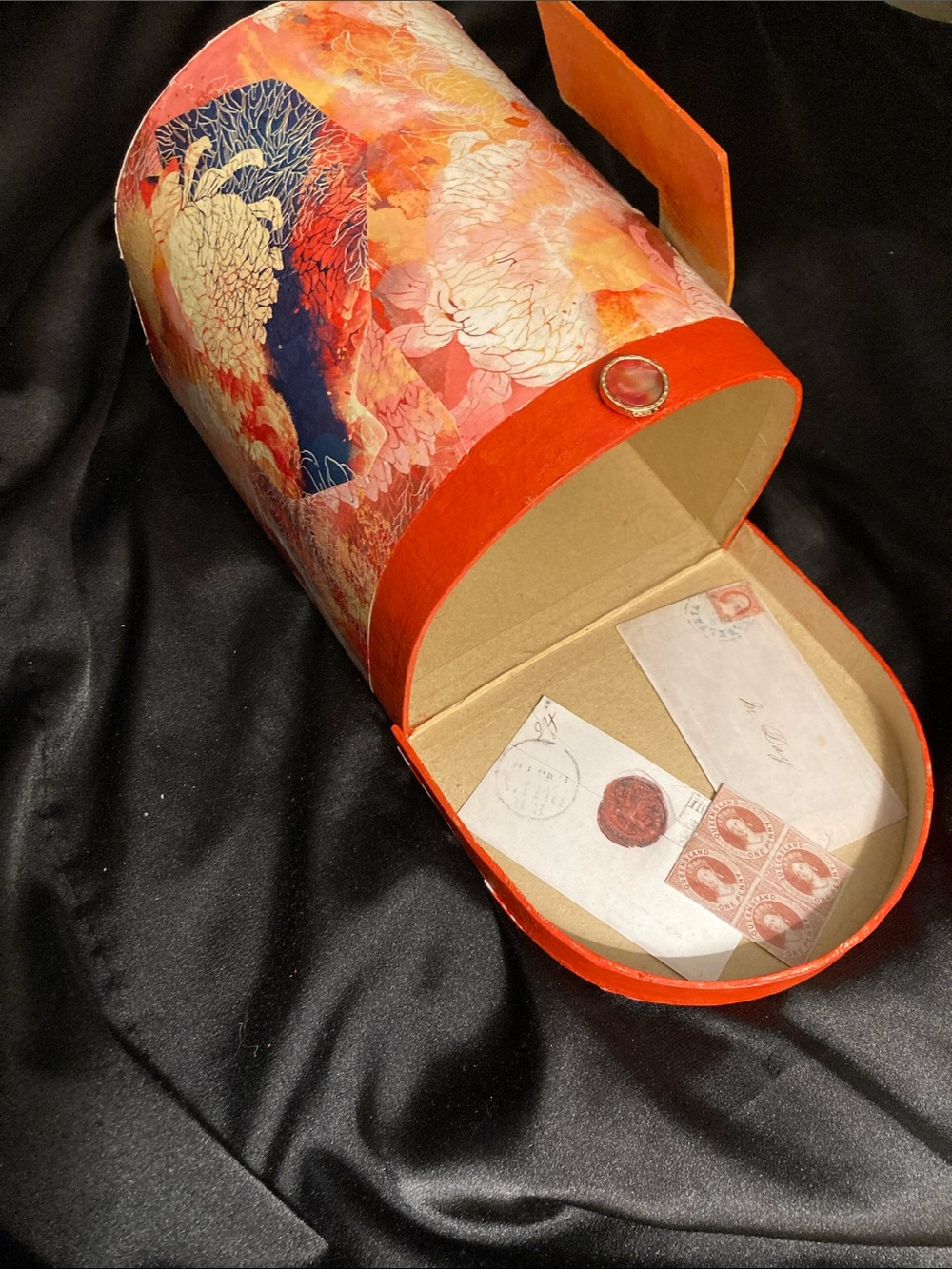 Decoupaged mailbox / memento box / card holder